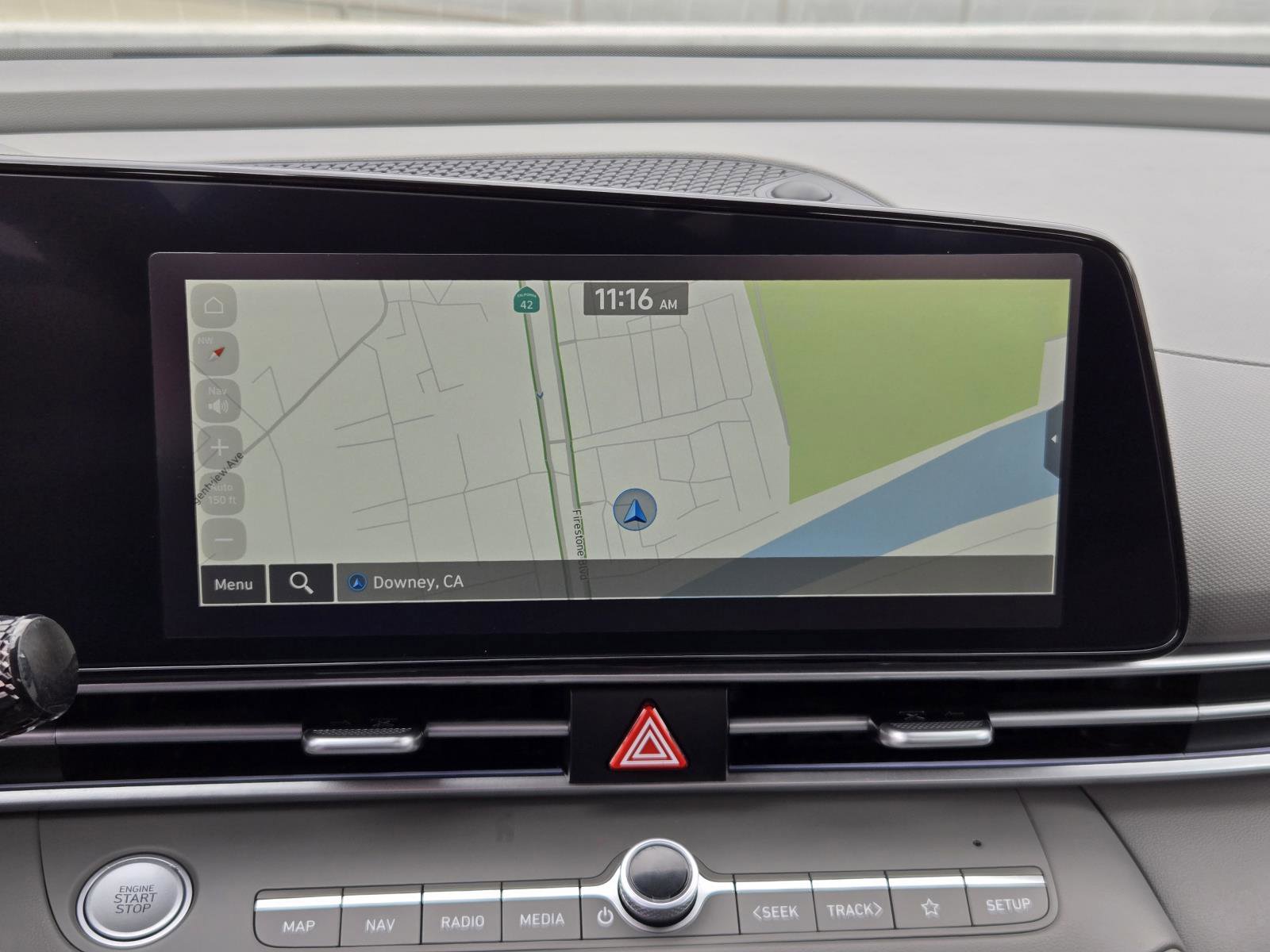 Used 2024 Hyundai Elantra Blue image 7