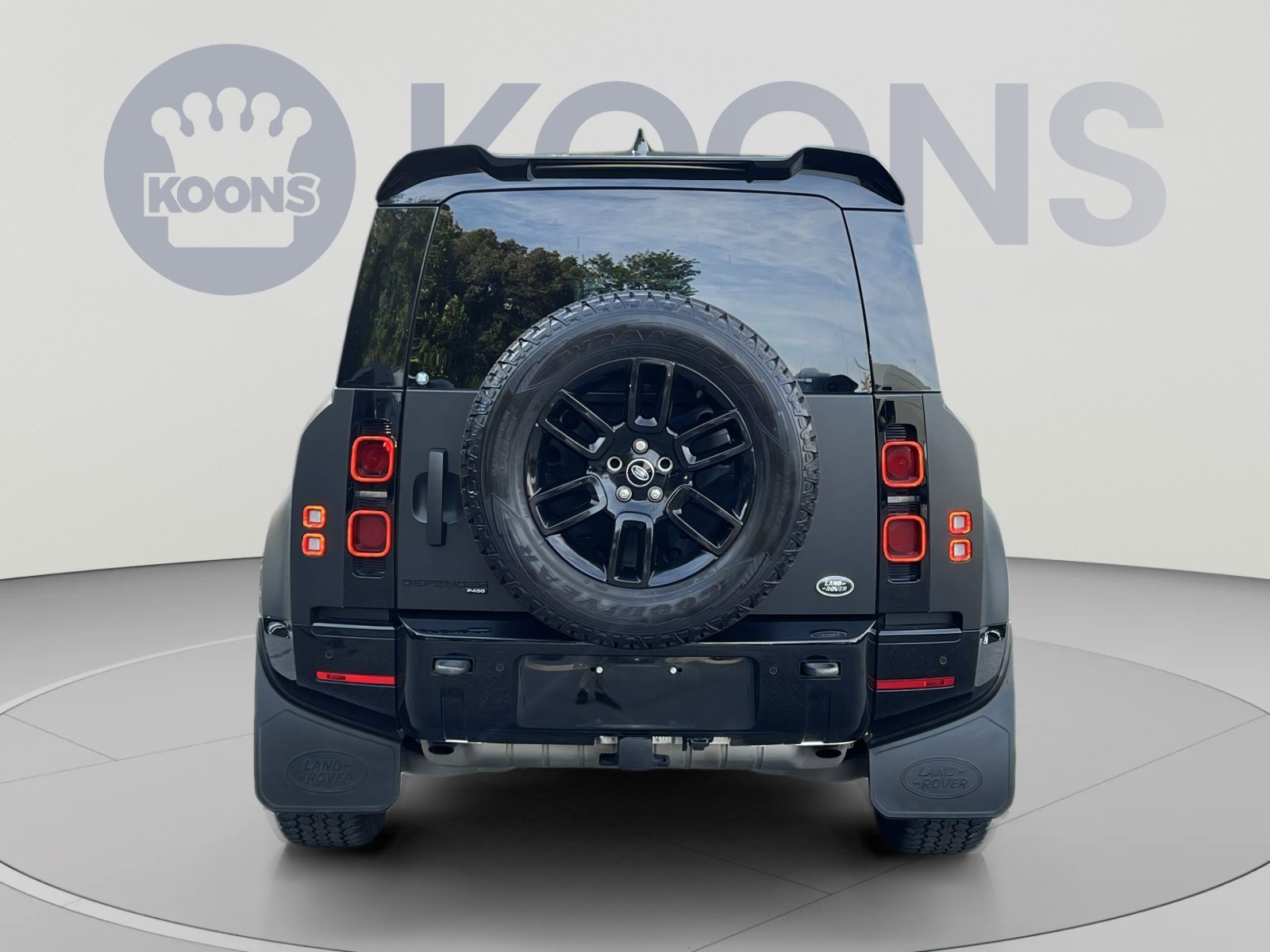 Used 2022 Land Rover Defender 110 X-Dynamic HSE AWD/4WD image 10