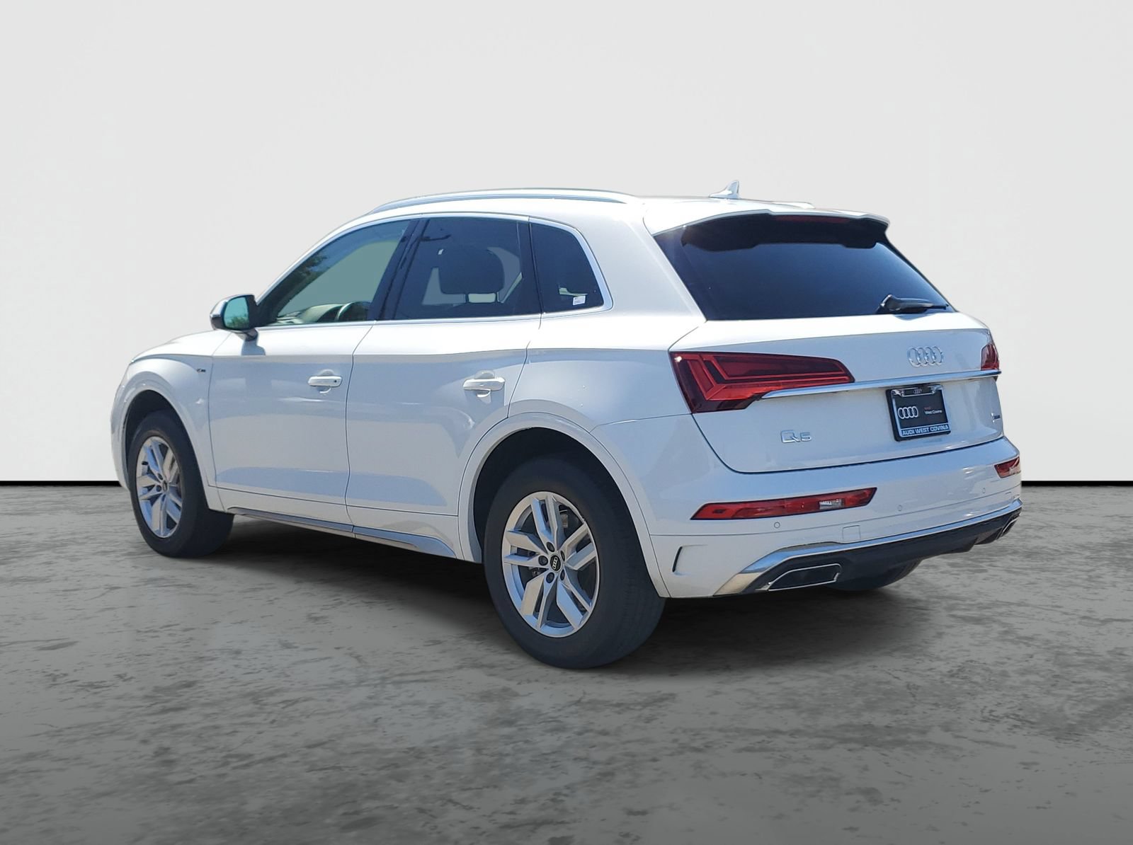 Used 2022 Audi Q5 2.0T Premium AWD/4WD image 3