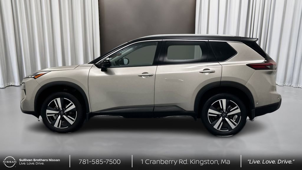 Used 2025 Nissan Rogue SL w/ SL Premium Package image 8