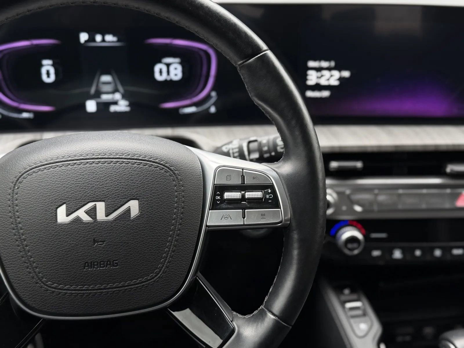 Used 2024 Kia Telluride EX image 27