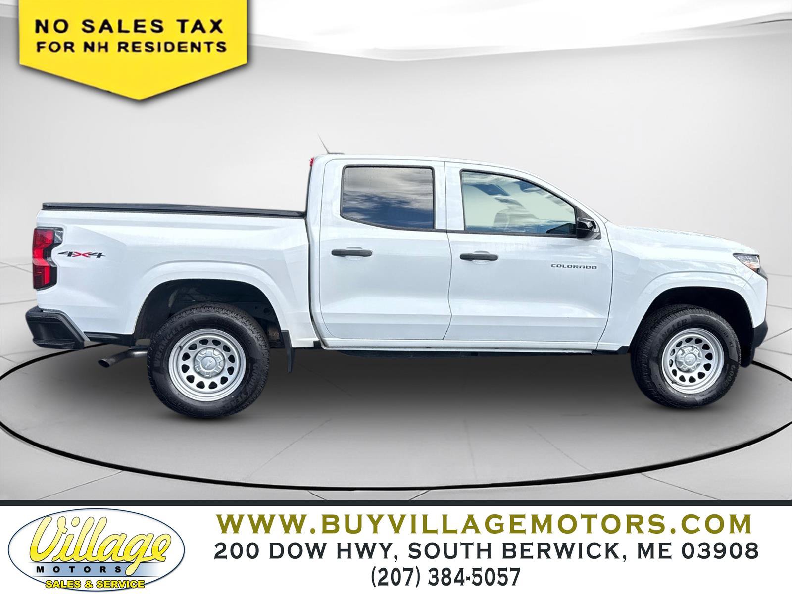 Used 2023 Chevrolet Colorado W/T w/ Safety Package AWD/4WD image 2