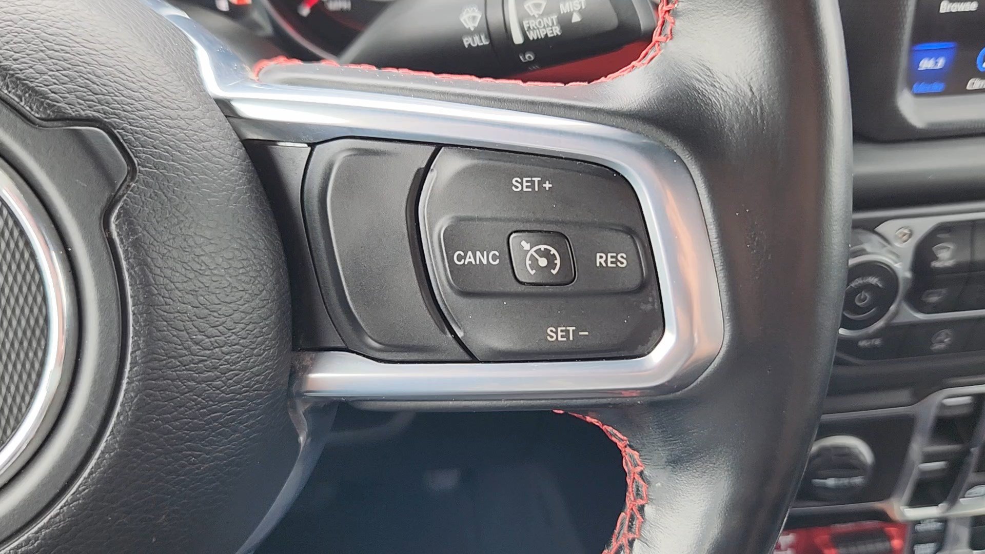 Used 2020 Jeep Gladiator Rubicon AWD/4WD image 12