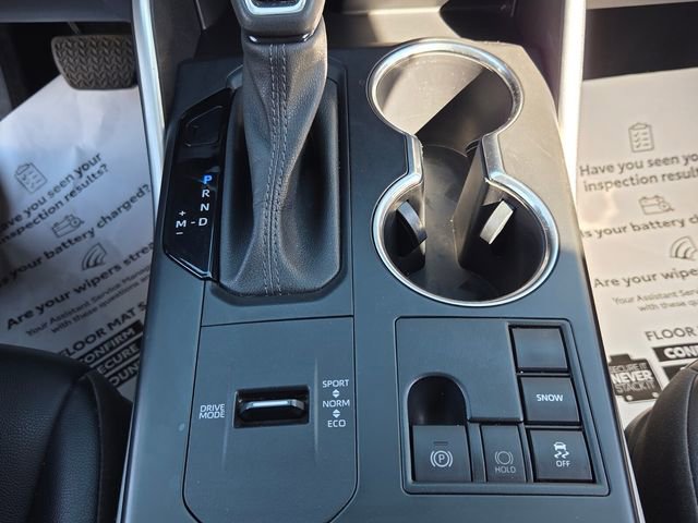 Used 2023 Toyota Highlander XLE image 18