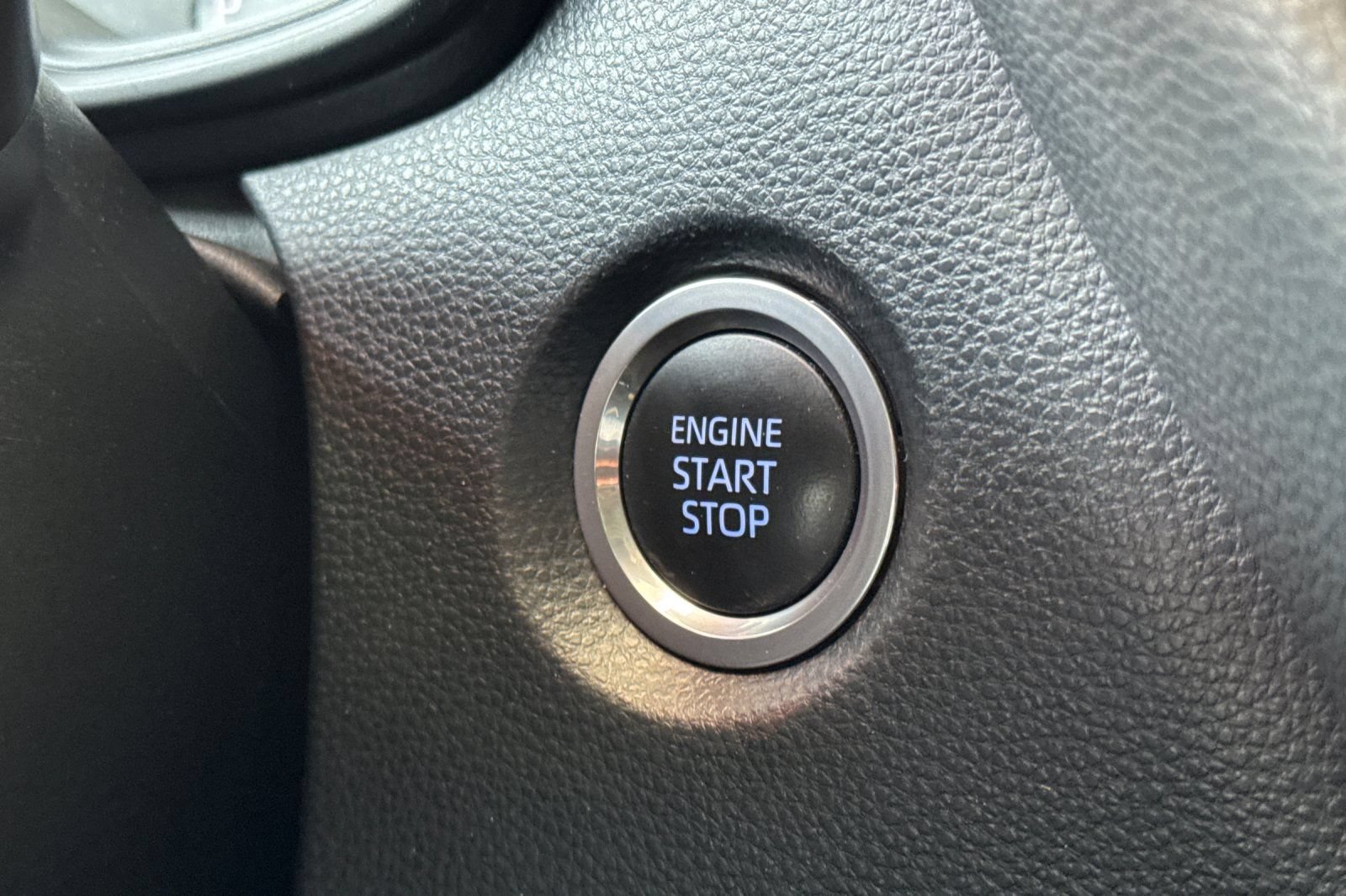 Certified 2022 Toyota Corolla SE w/ SE Premium Package FWD image 28
