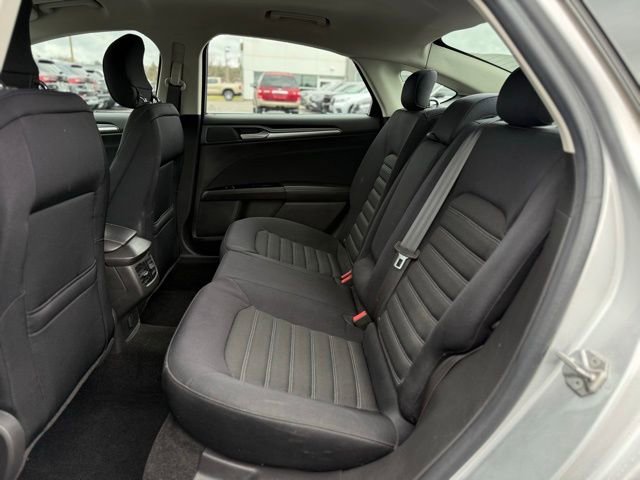 Used 2014 Ford Fusion SE image 7