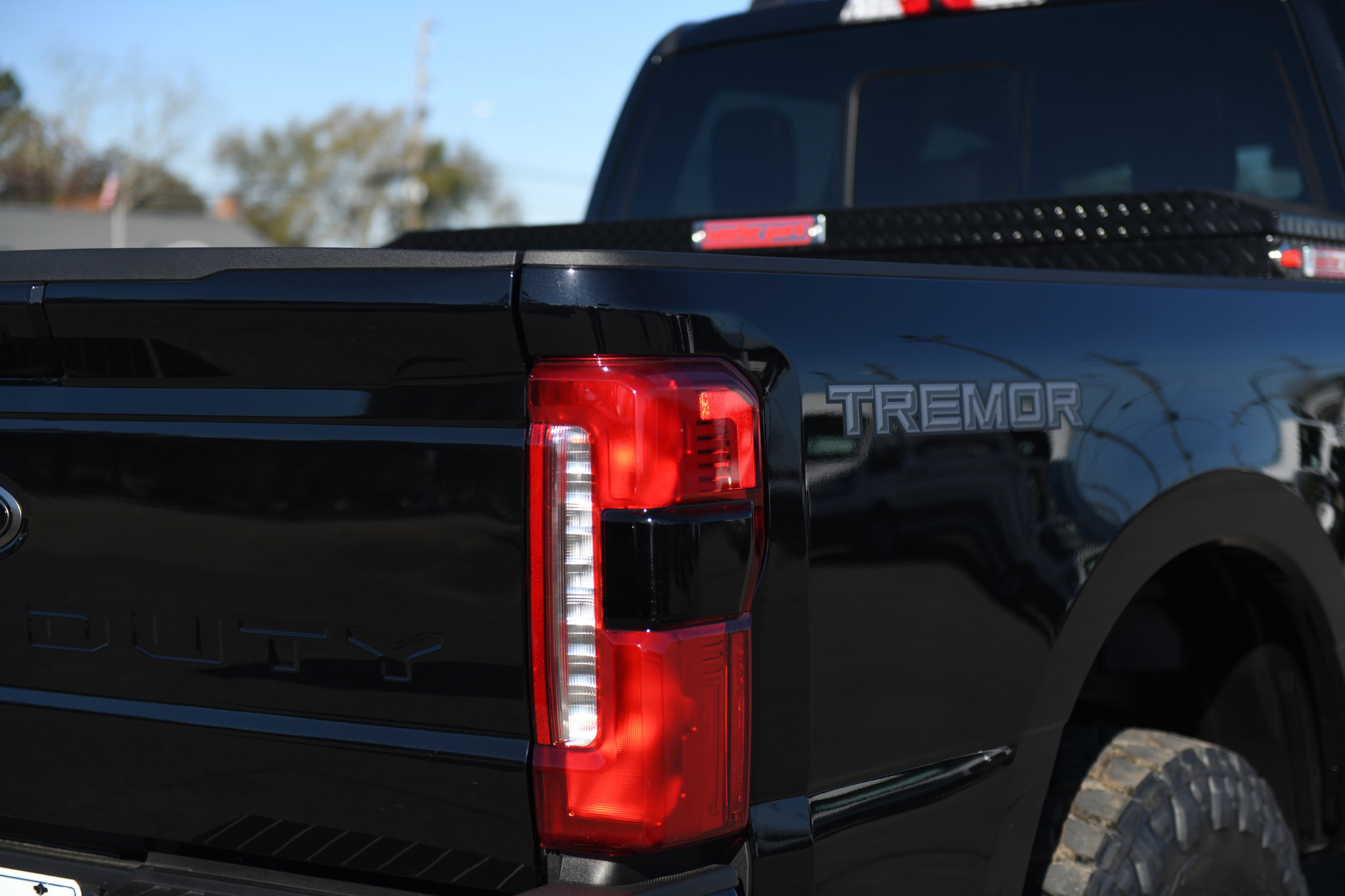 New 2026 Ford F250 Lariat w/ Tremor Off-Road Package image 8