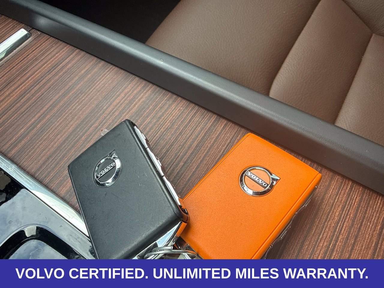 Certified 2024 Volvo XC60 B5 Plus w/ Protection Package Premier AWD/4WD image 38