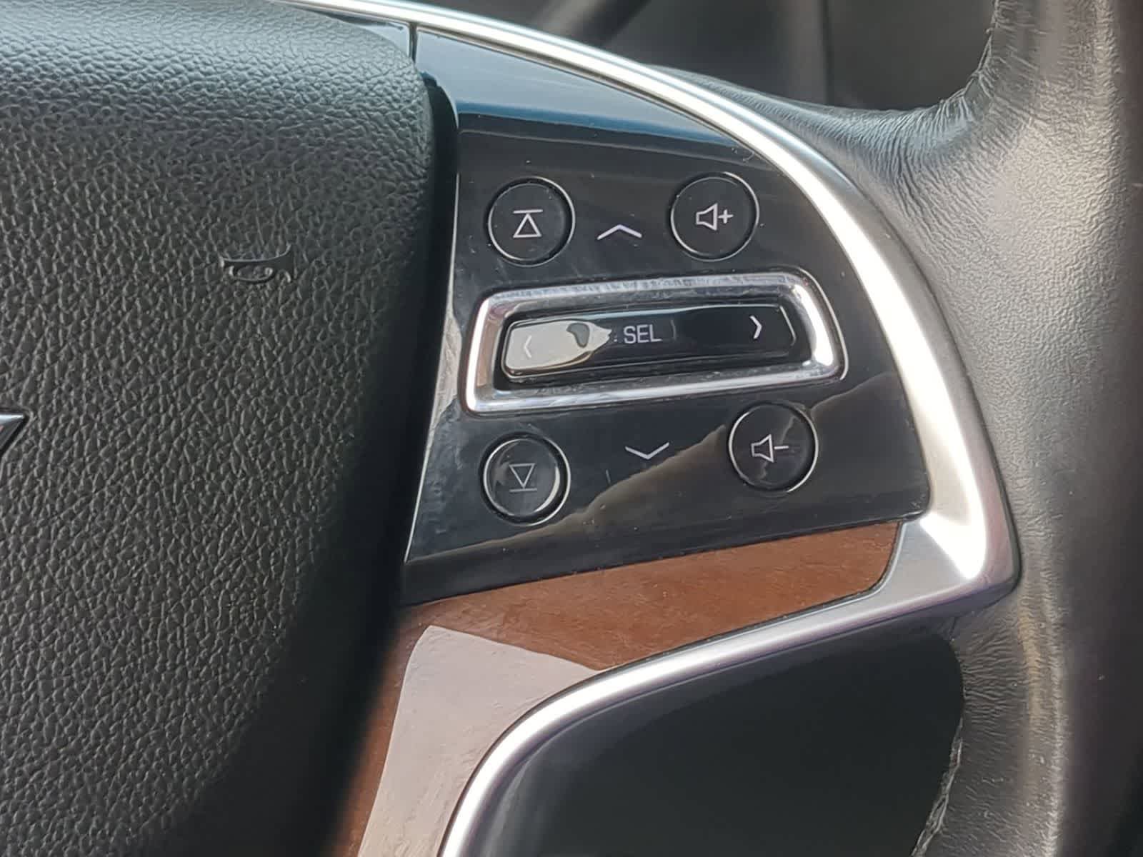 Used 2018 Cadillac Escalade Luxury AWD/4WD image 24