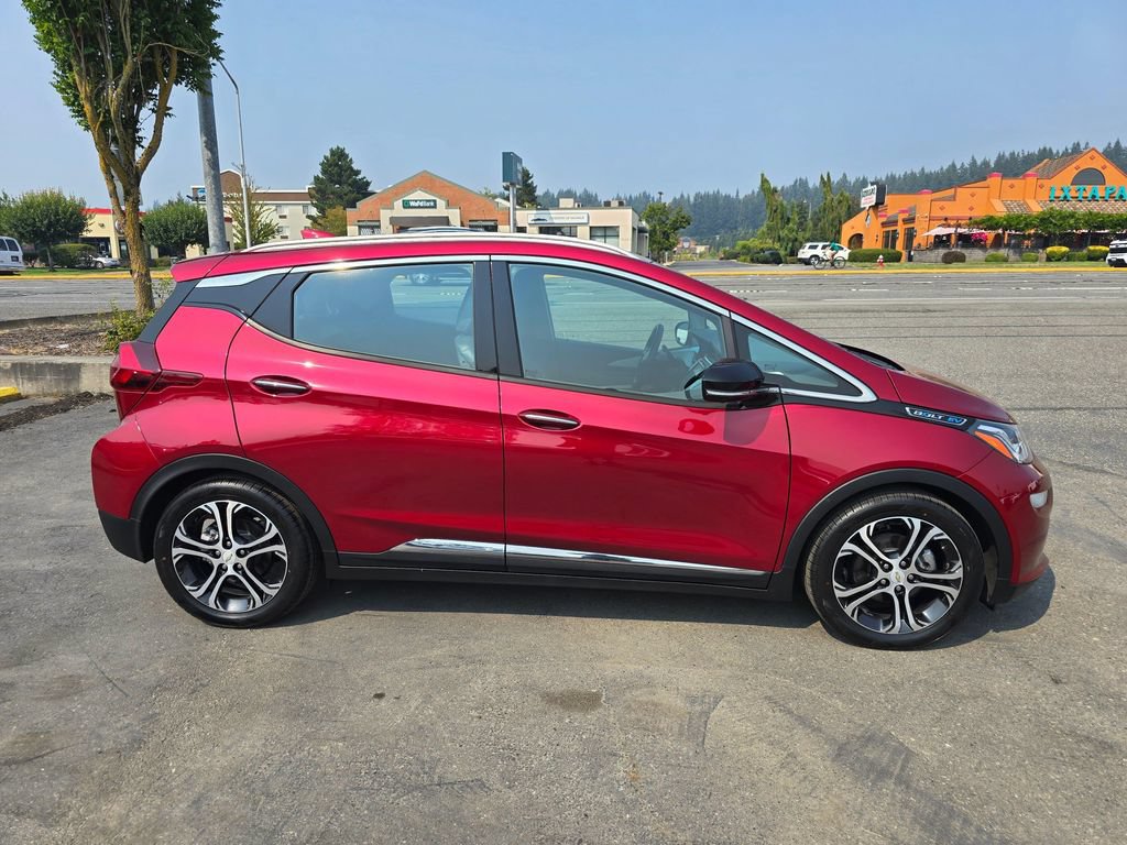 Used 2018 Chevrolet Bolt Premier w/ Driver Confidence II Package FWD image 8