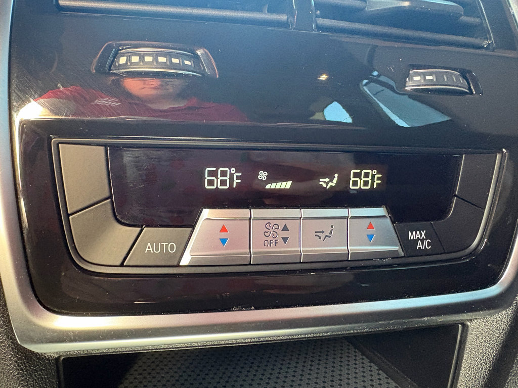 Used 2022 BMW X5 sDrive40i w/ Premium Package image 32