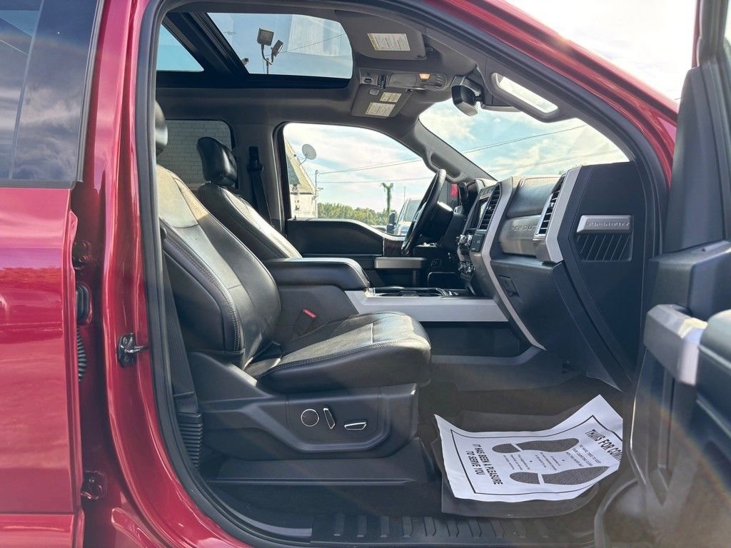 Used 2017 Ford F250 Lariat w/ Lariat Ultimate Package image 27