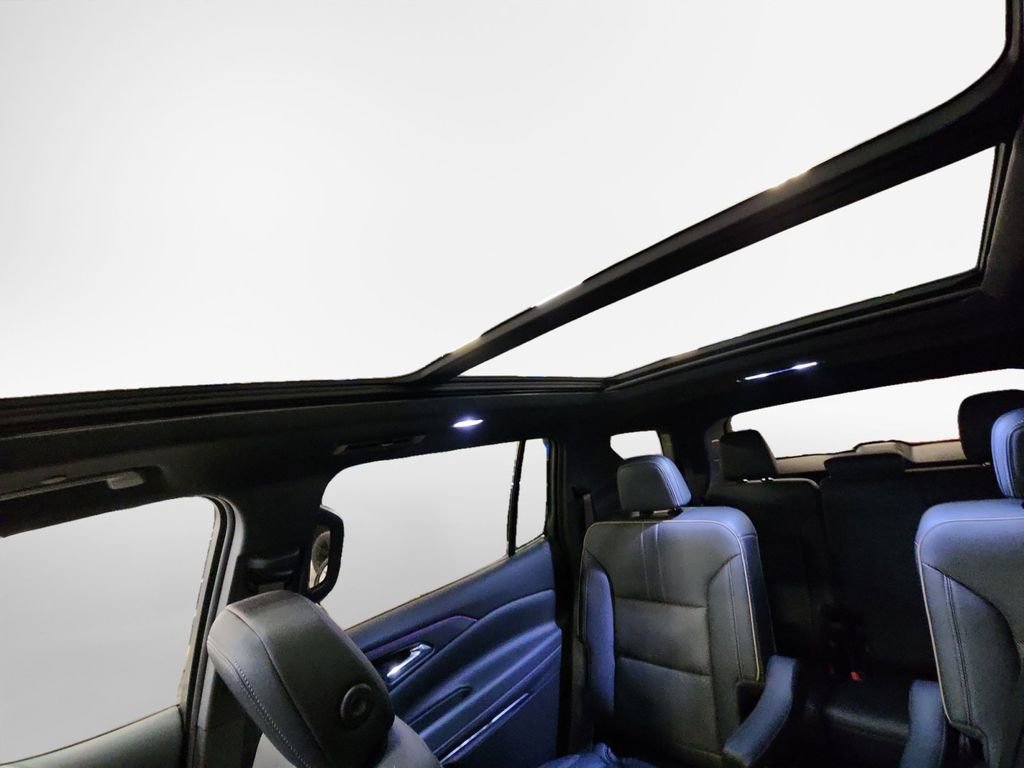 Certified 2025 Chevrolet Traverse High Country w/ LPO, Illumination Package image 23