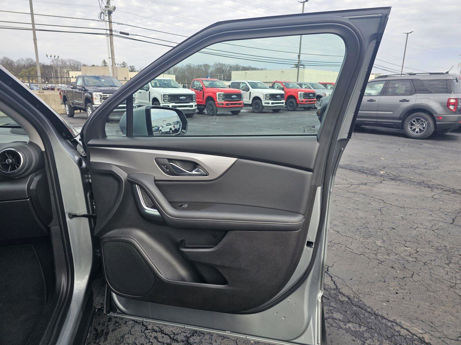 Used 2024 Chevrolet Blazer LT image 18