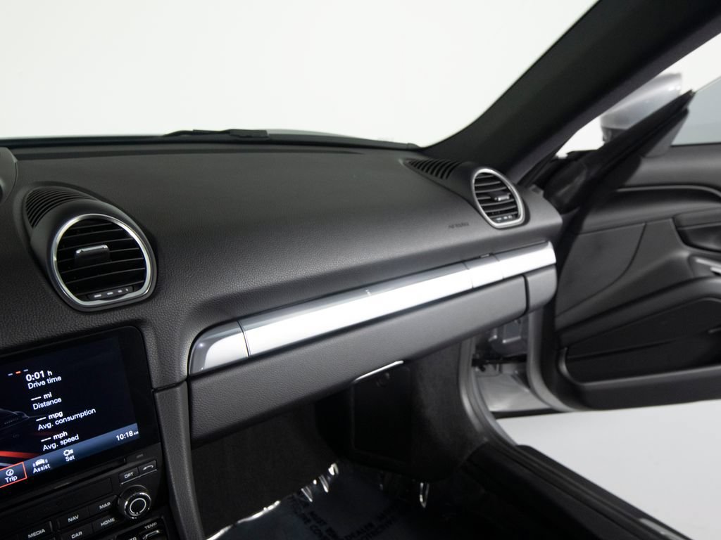 Certified 2024 Porsche 718 Cayman S RWD image 34