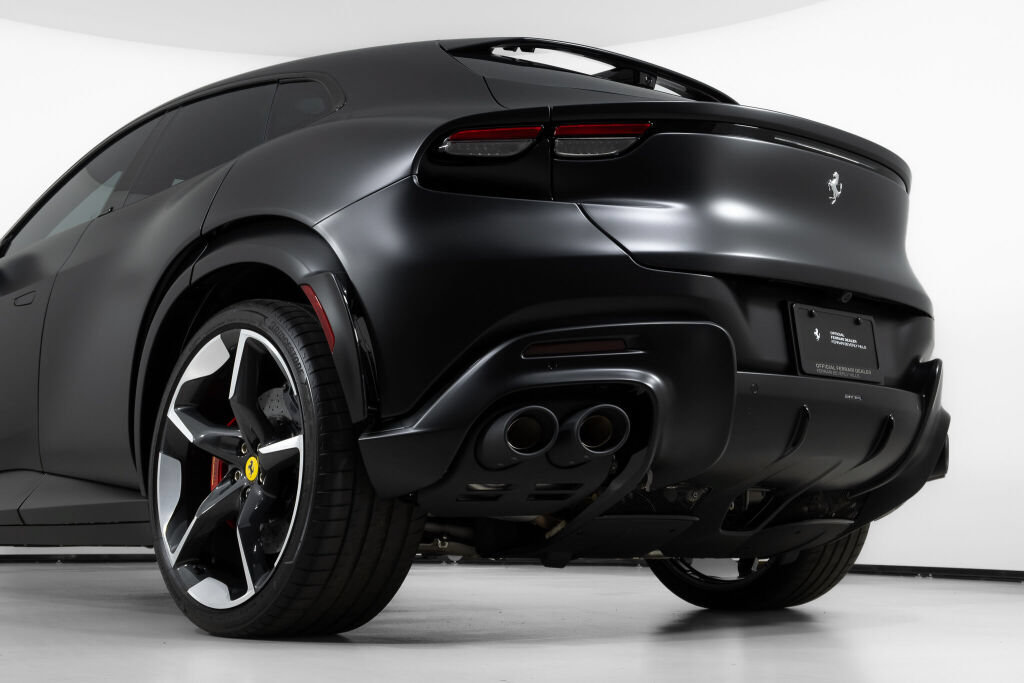 Used 2025 Ferrari Purosangue AWD/4WD image 18