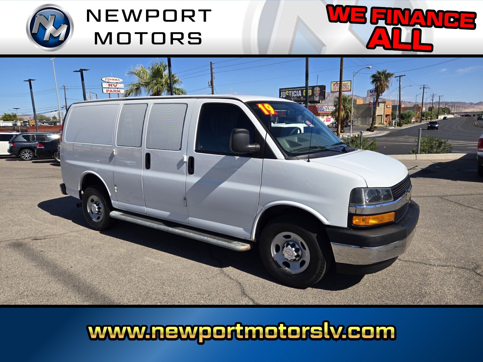 Used 2019 Chevrolet Express 2500 w/ Driver Convenience Package RWD image 1