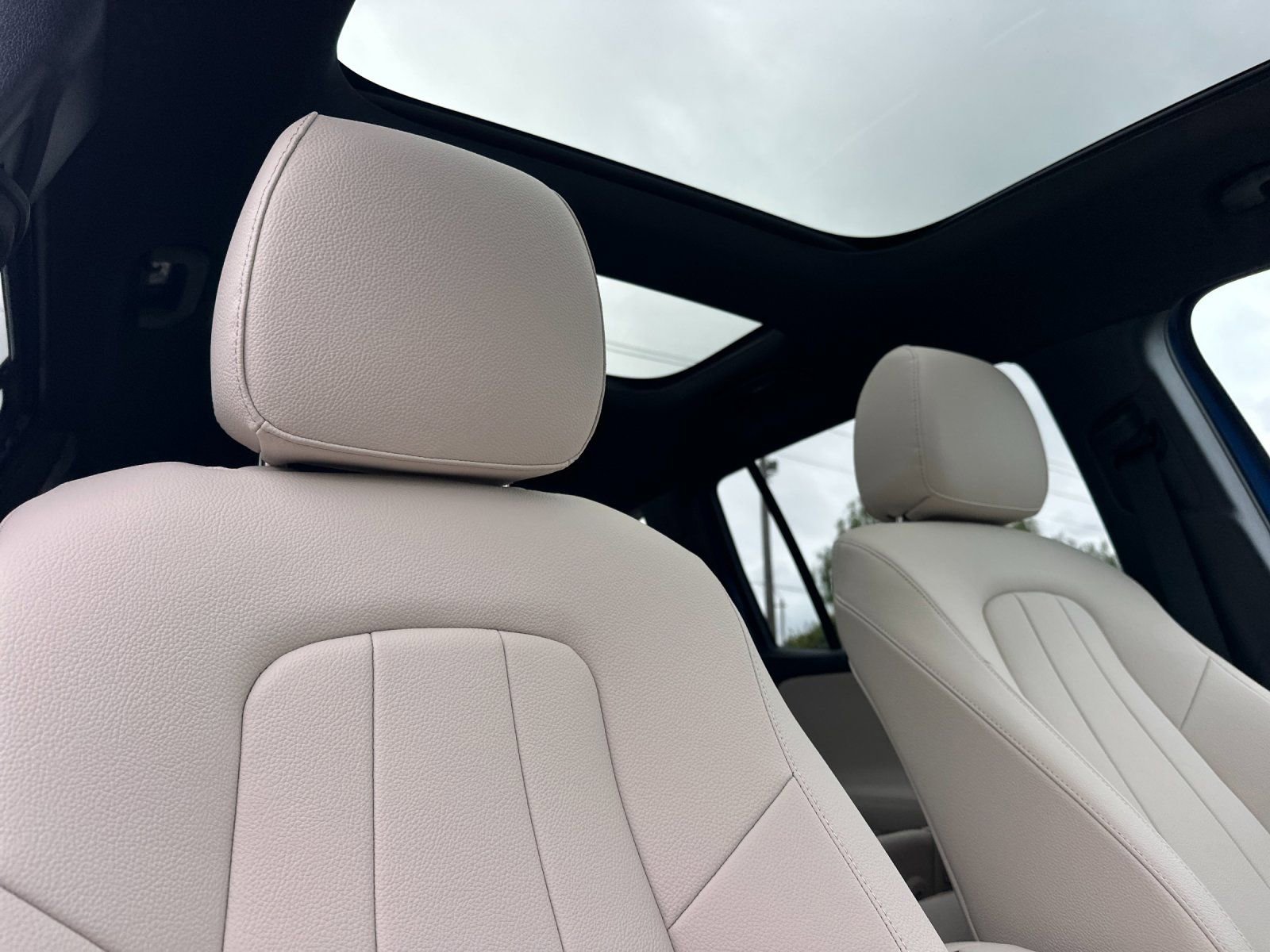 New 2026 Mercedes-Benz GLB 250 4MATIC image 16