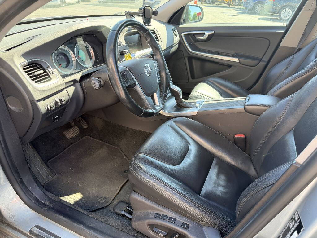 Used 2013 Volvo S60 T5 AWD/4WD image 9