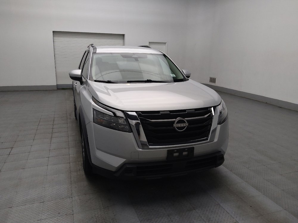 Used 2023 Nissan Pathfinder SV image 14