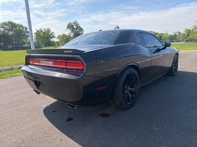 Used 2009 Dodge Challenger SRT8 RWD image 7