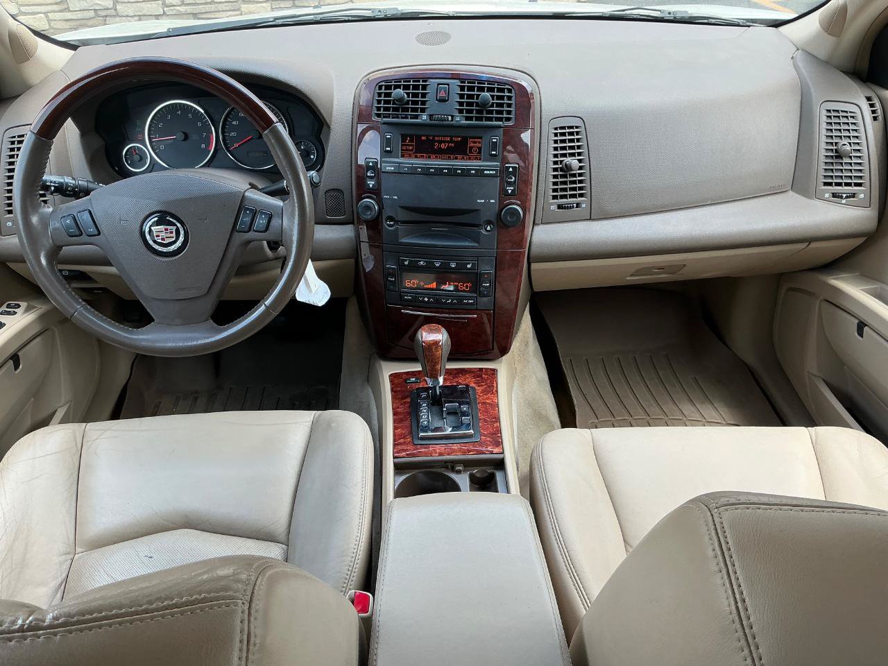 Used 2006 Cadillac SRX w/ Seating Package RWD image 17