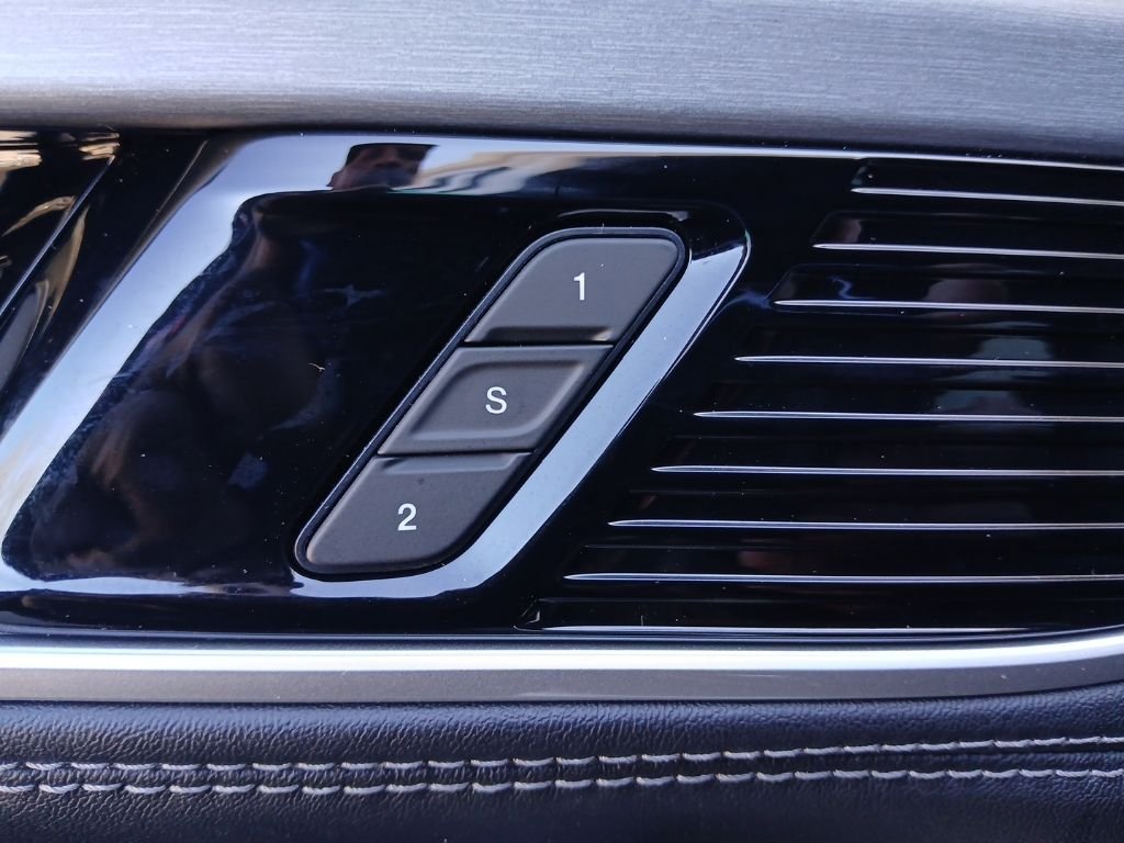 New 2026 Jeep Grand Wagoneer Limited AWD/4WD image 28