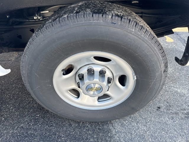 Used 2024 Chevrolet Express 2500 w/ Driver Convenience Package image 21