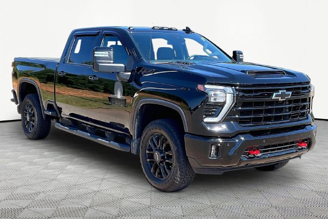 Used 2025 Chevrolet Silverado 2500 LTZ w/ LTZ Plus Package
