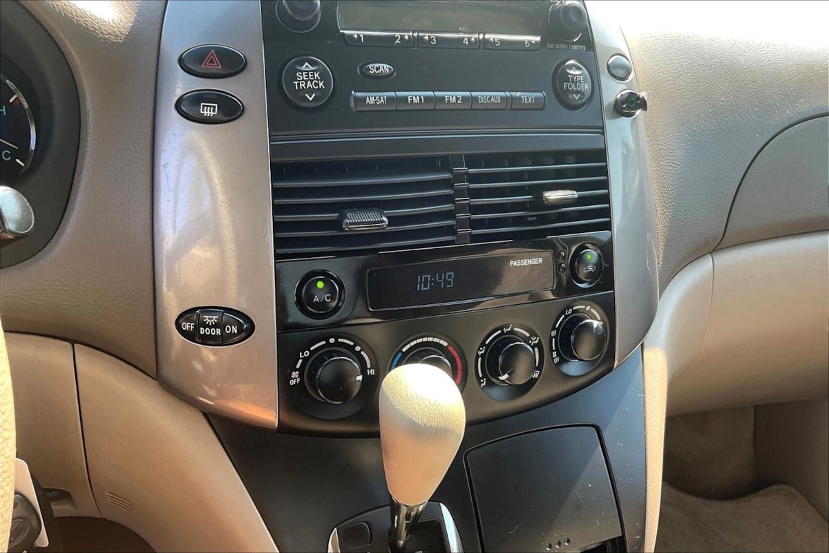Used 2008 Toyota Sienna LE FWD image 14