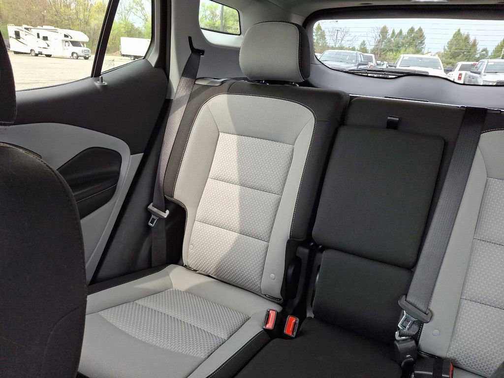 Used 2023 GMC Terrain SLE w/ Driver Convenience Package image 19