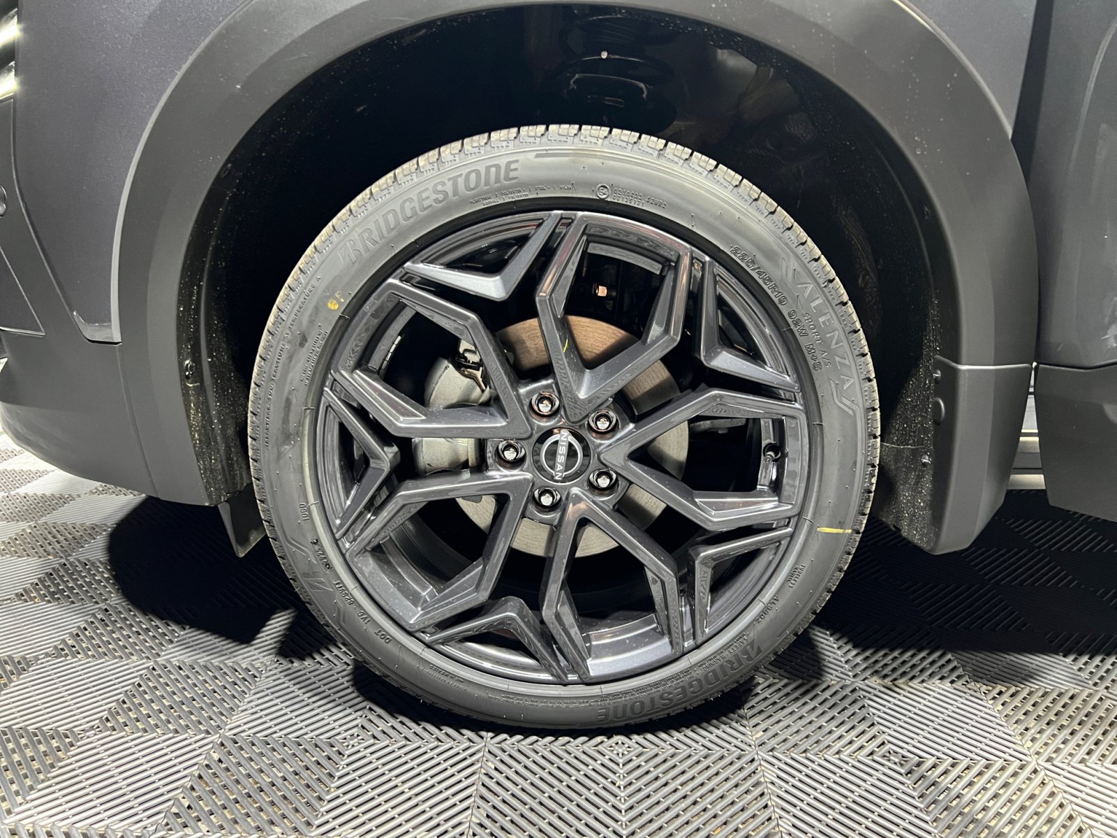 New 2026 Nissan Kicks SR w/ SR Premium Package AWD/4WD image 26