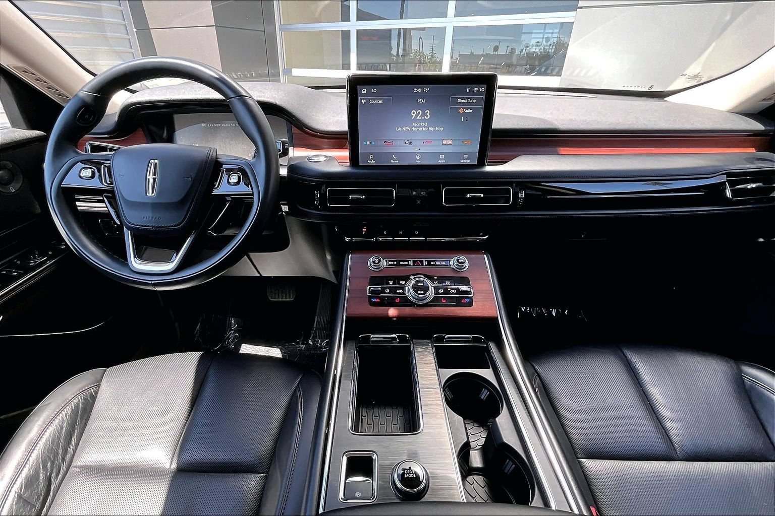 Used 2023 Lincoln Aviator Reserve w/ Class IV Trailer Tow Package RWD image 14