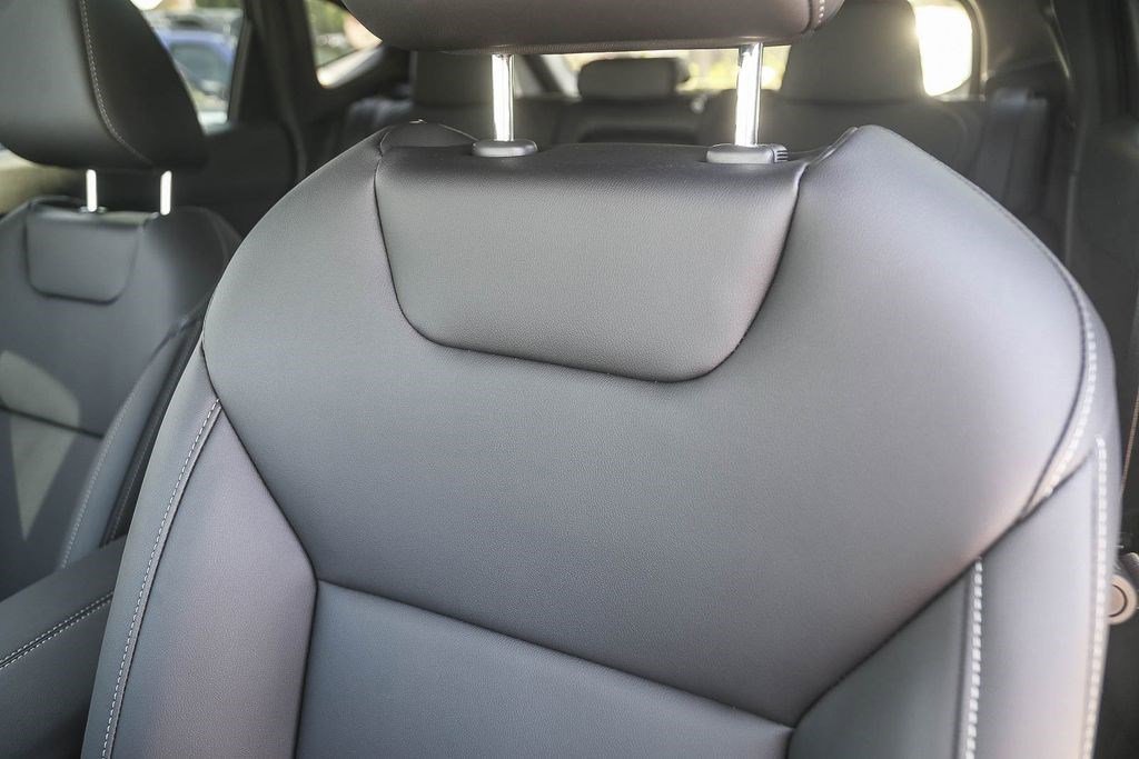 New 2026 Nissan Murano SV AWD/4WD image 27