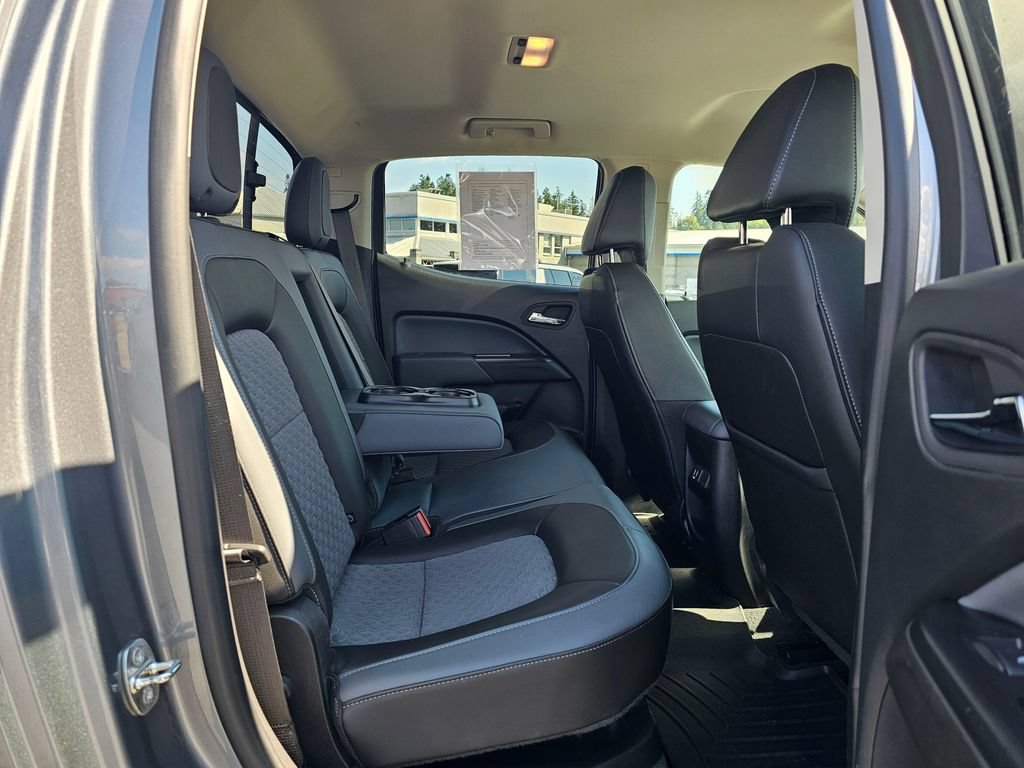 Used 2019 Chevrolet Colorado Z71 AWD/4WD image 12