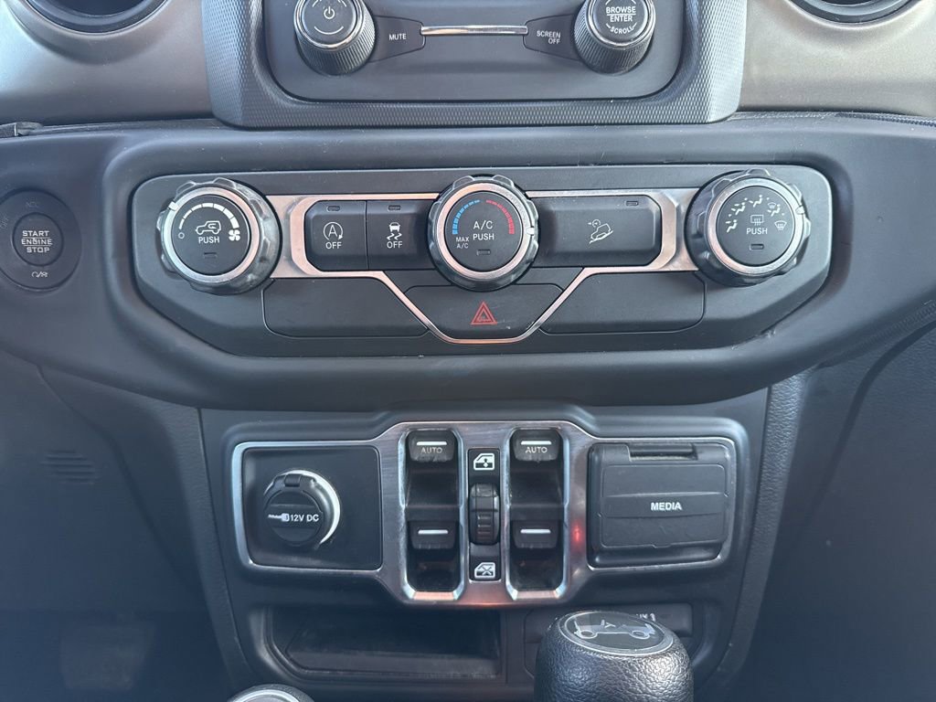 Certified 2018 Jeep Wrangler Unlimited Sport S image 15