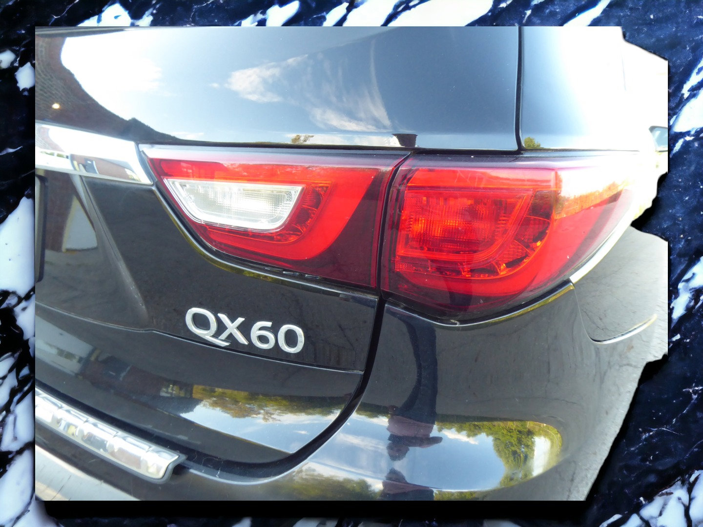 Used 2017 INFINITI QX60 Luxe image 25