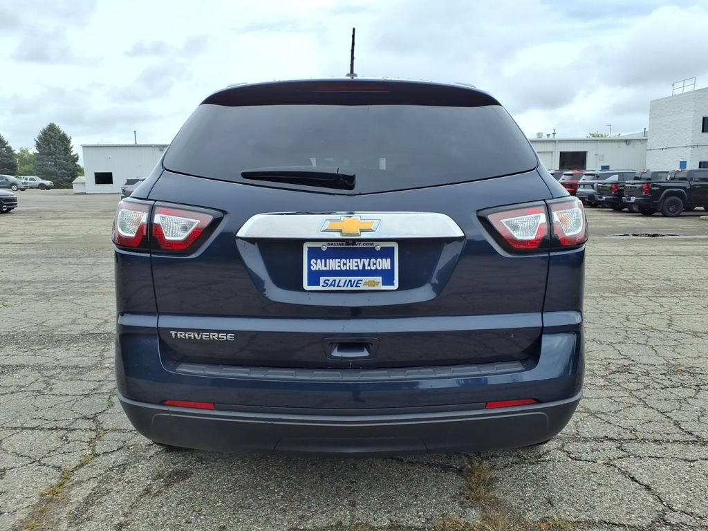 Used 2017 Chevrolet Traverse LS FWD image 6