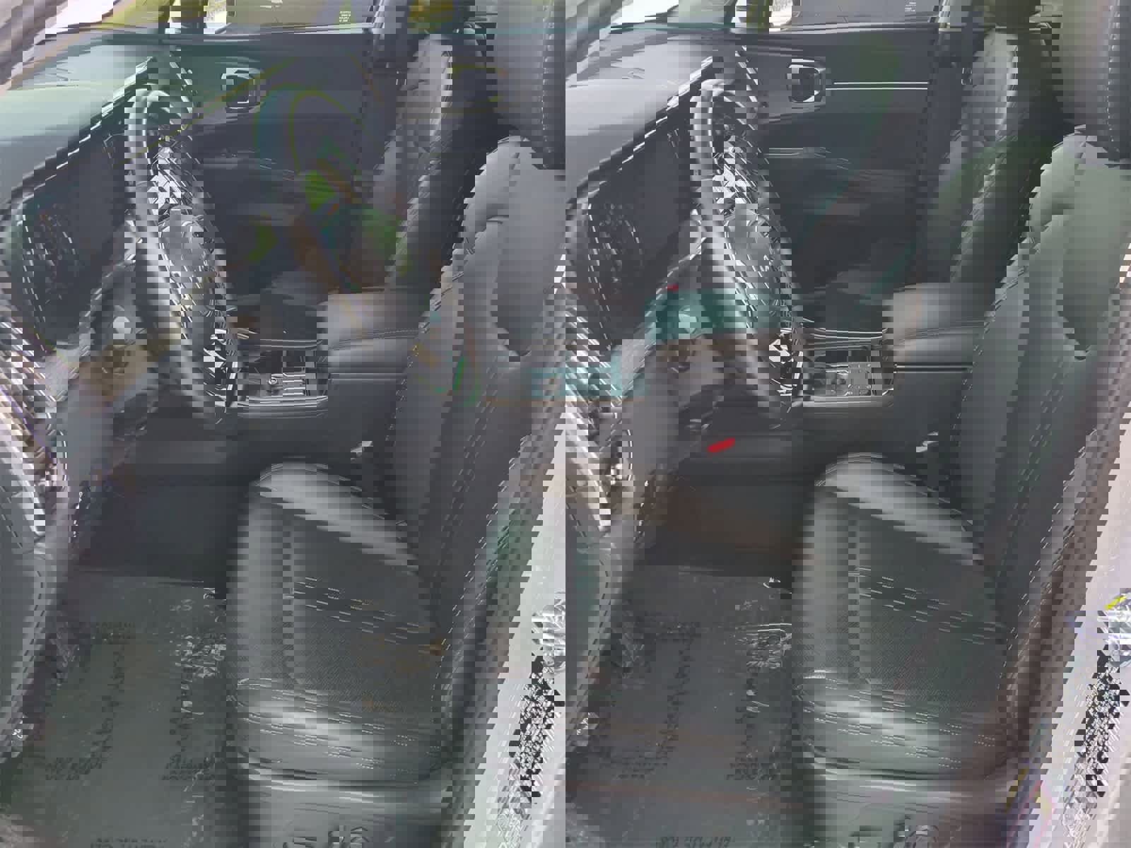 Used 2022 Kia Sorento S image 16