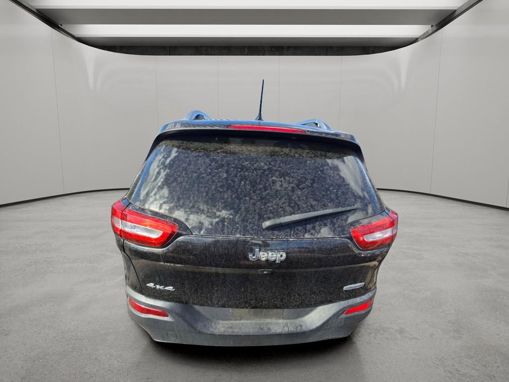 Used 2014 Jeep Cherokee Latitude w/ Comfort/Convenience Group image 10