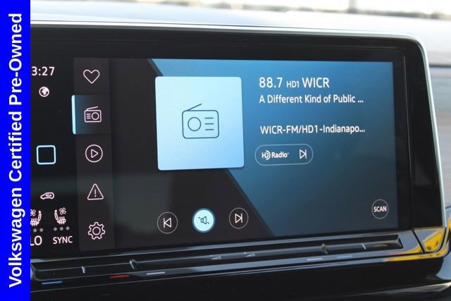 Used 2025 Volkswagen Atlas Cross Sport SE w/ Panoramic Sunroof Package image 38