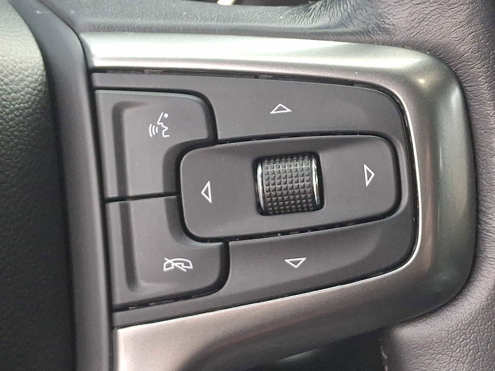 Used 2023 Chevrolet Tahoe LS w/ Driver Alert Package image 22