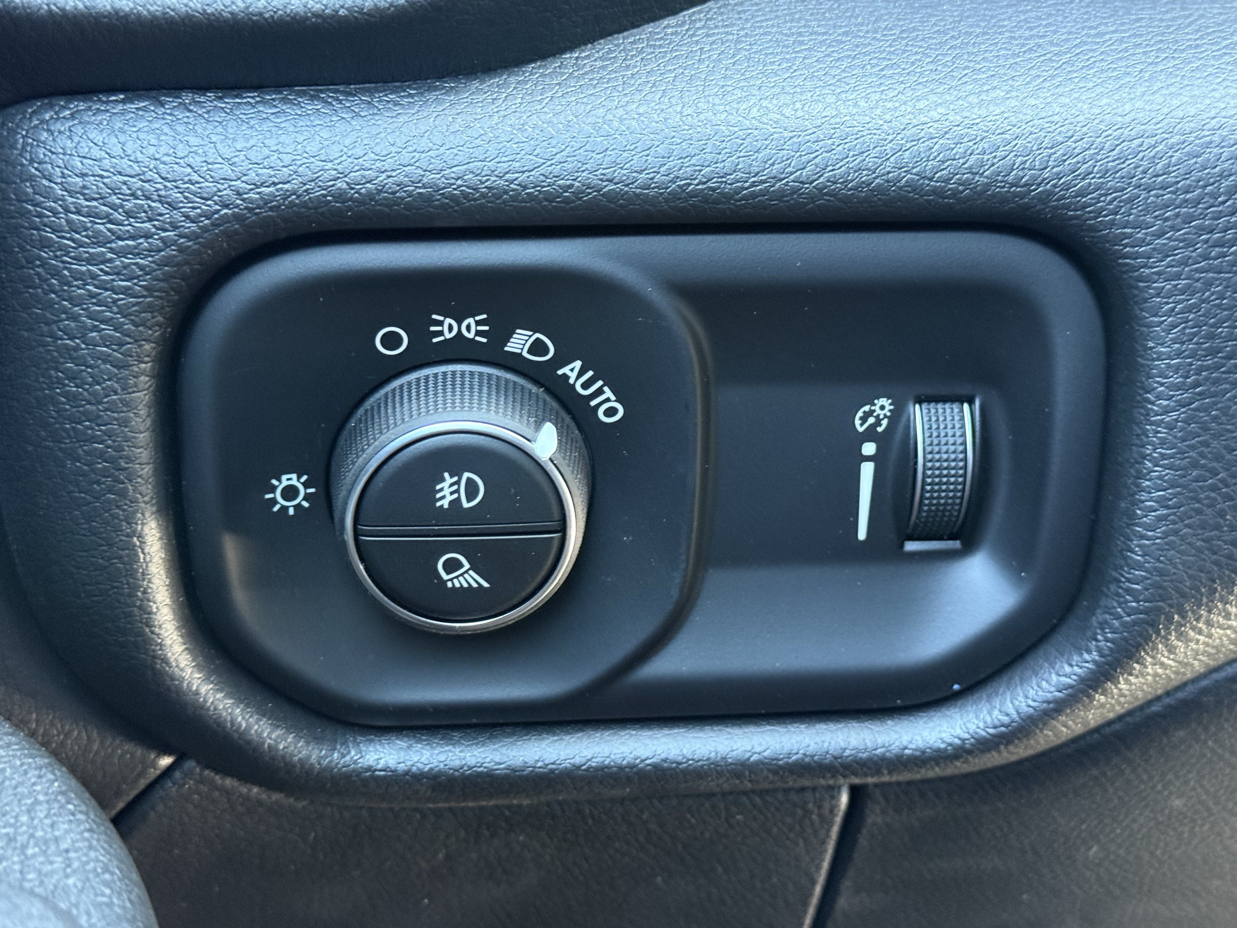 New 2026 RAM 3500 Tradesman AWD/4WD image 28