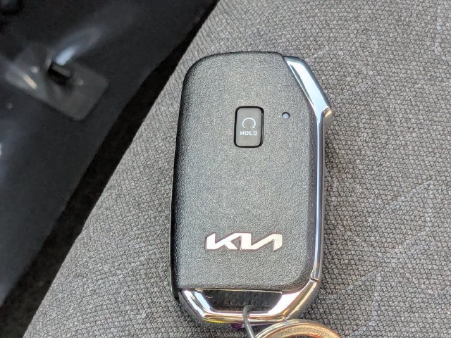 Certified 2024 Kia Seltos S FWD image 27