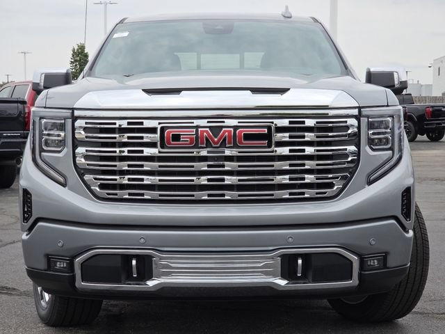 New 2026 GMC Sierra 1500 Denali w/ Denali Reserve Package AWD/4WD image 14