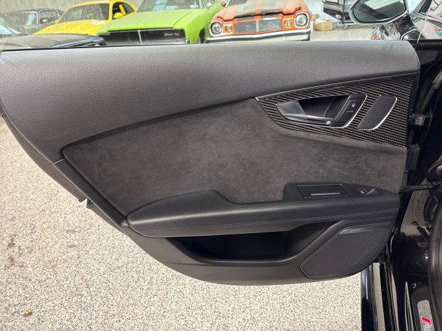 Used 2016 Audi RS 7 Prestige w/ Driver Assistance Package image 46
