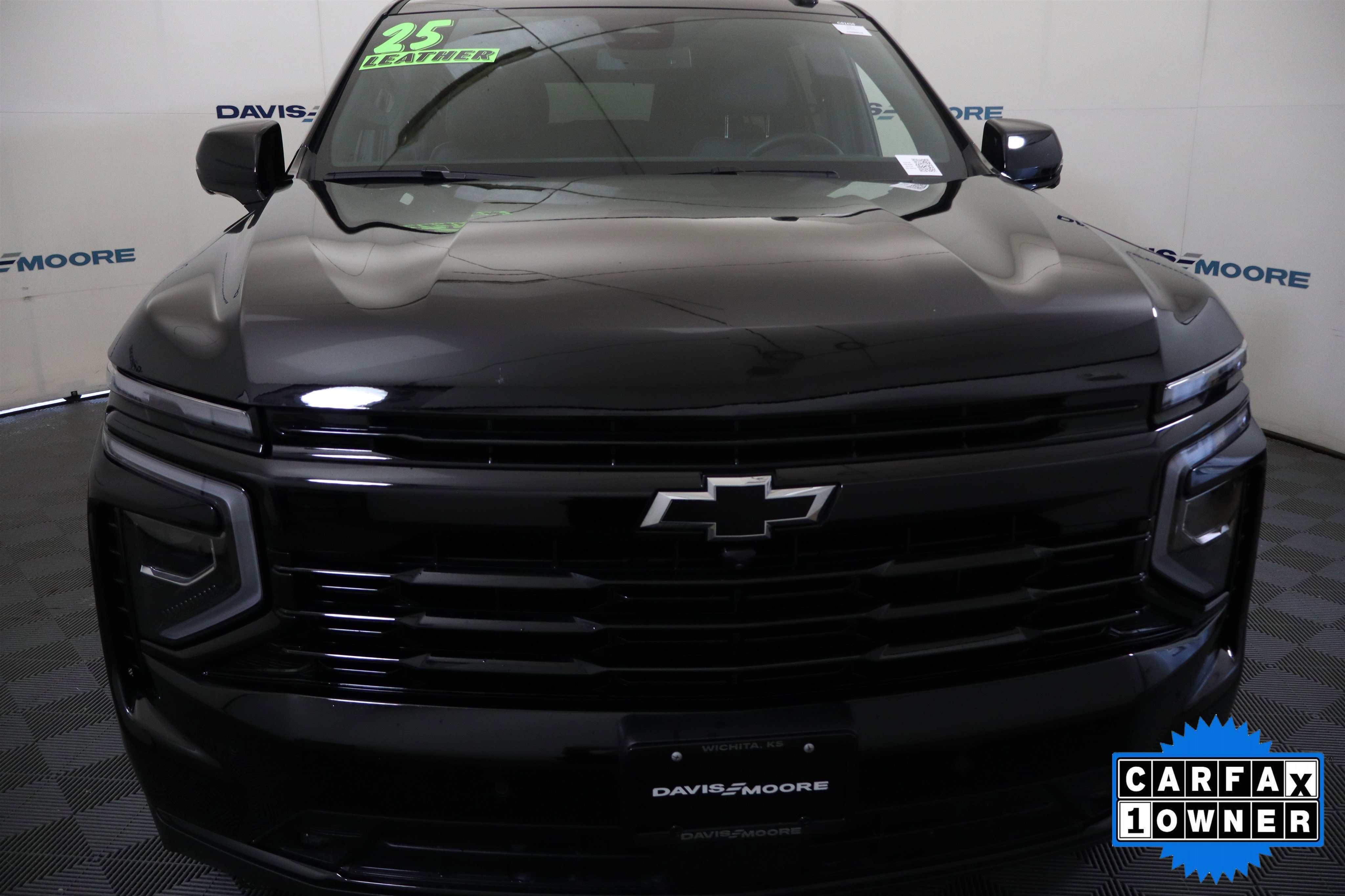 Used 2025 Chevrolet Suburban RST w/ Comfort Package AWD/4WD image 14