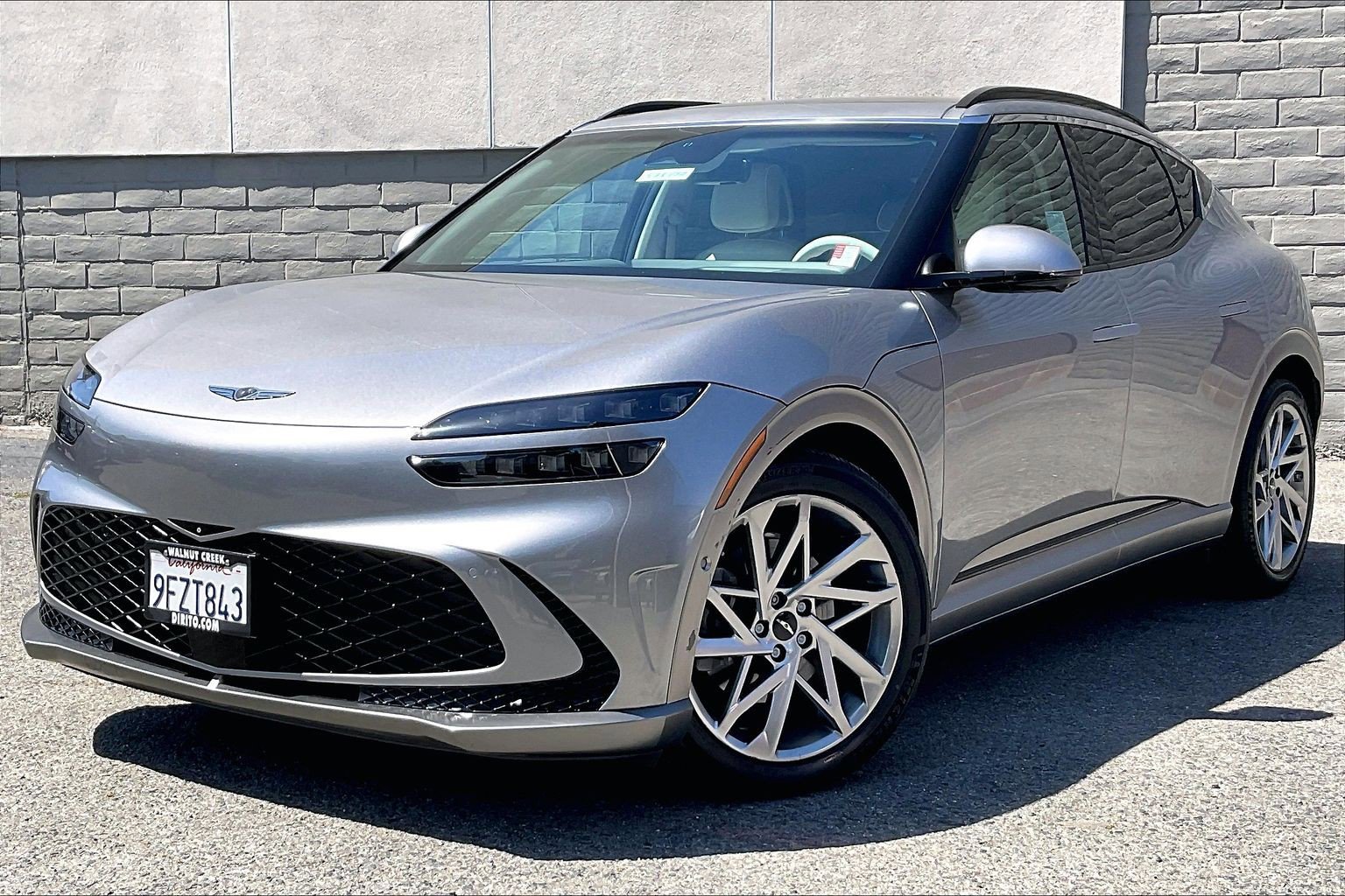 Used 2023 Genesis GV60 Advanced AWD/4WD image 12