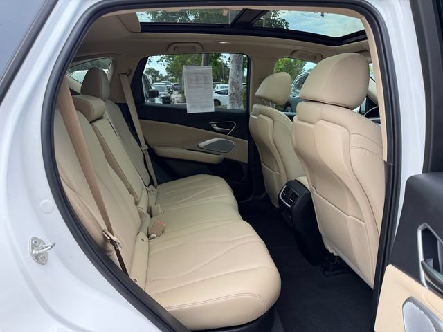 Used 2023 Acura RDX w/ Technology Package FWD image 17
