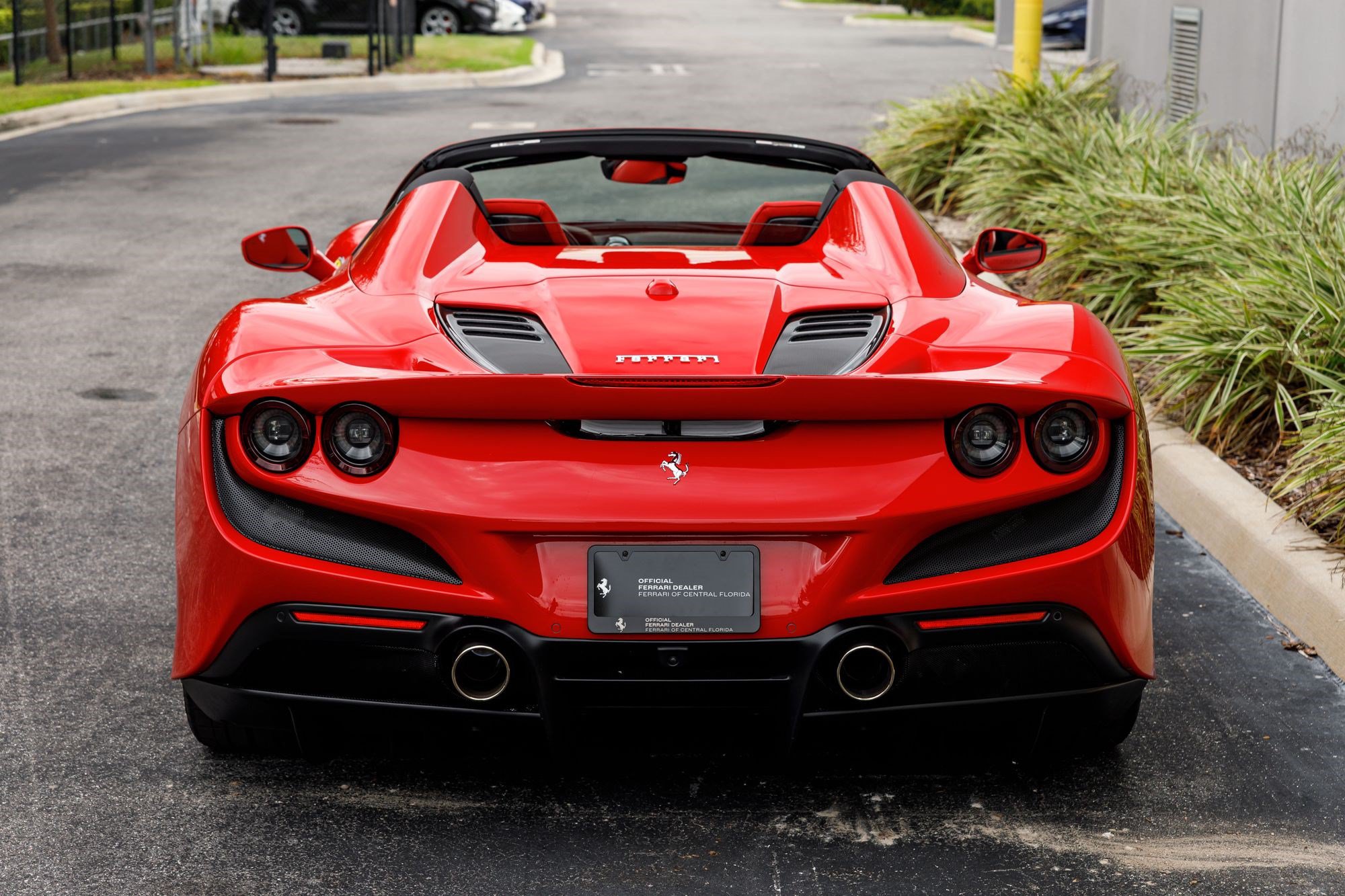 Used 2022 Ferrari F8 Tributo RWD image 4